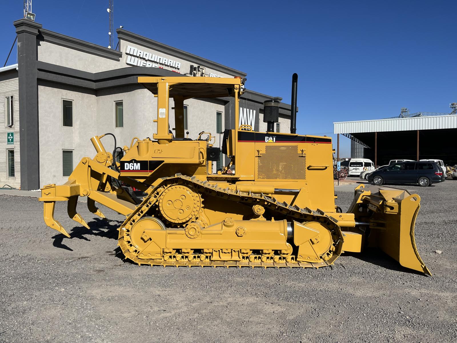 CATERPILLAR D6M